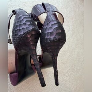 Guess Dark Purple Suede Peep Toe Sneak Heels Ankle Buckle